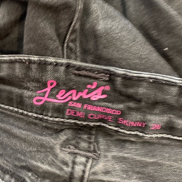 Levi’s, Demi Curve, Skinny Jeans - Picture 7 of 7
